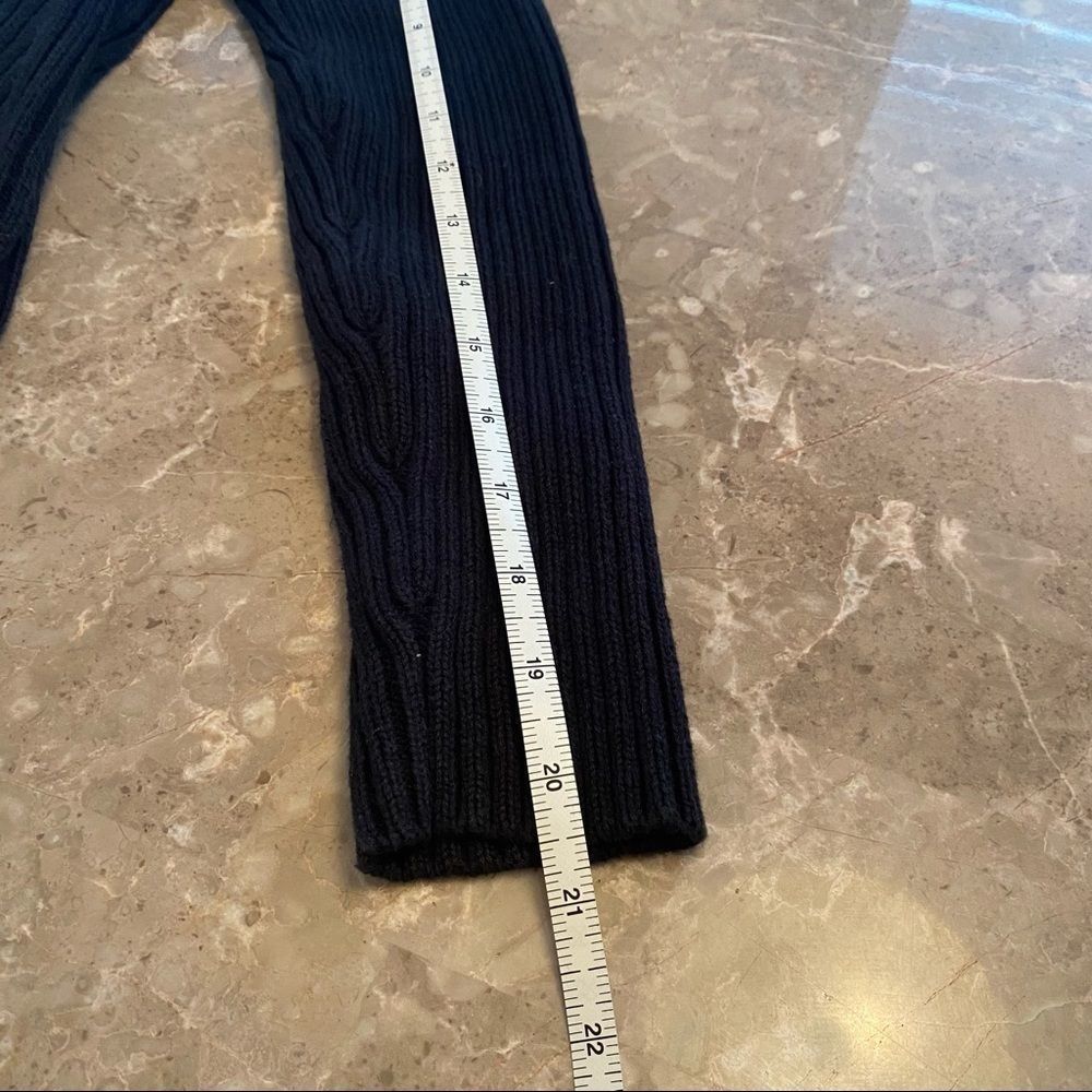 K.I.K.I.T women’s zip up long sleeve black sweater. Size medium Has some stretch - Picture 6 of 7